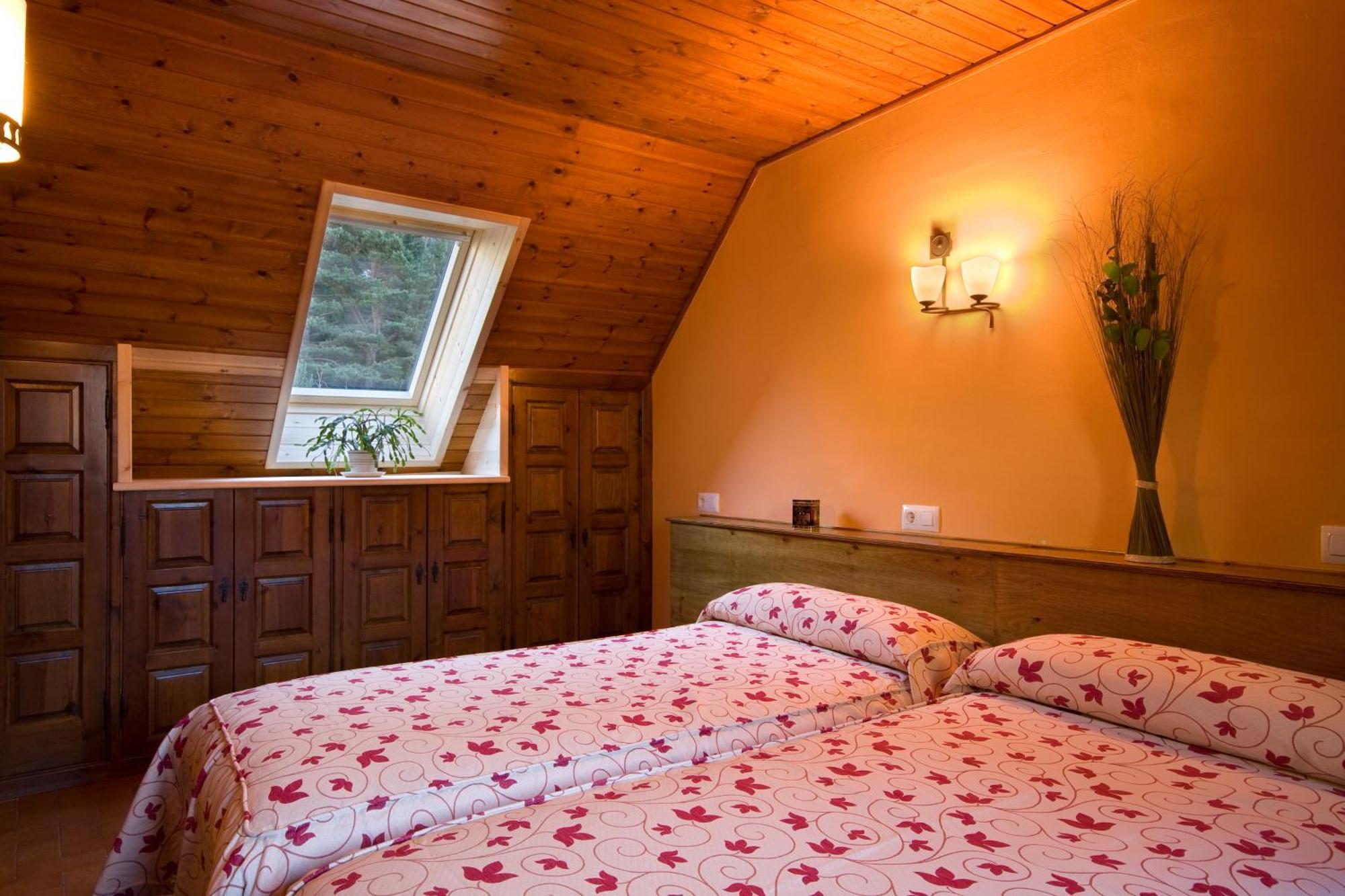 Apartaments La Peguera Bohí Buitenkant foto